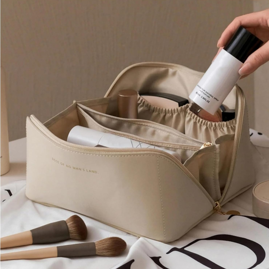 Neceser de Cuero Sintetico Con Varios Compartimentos