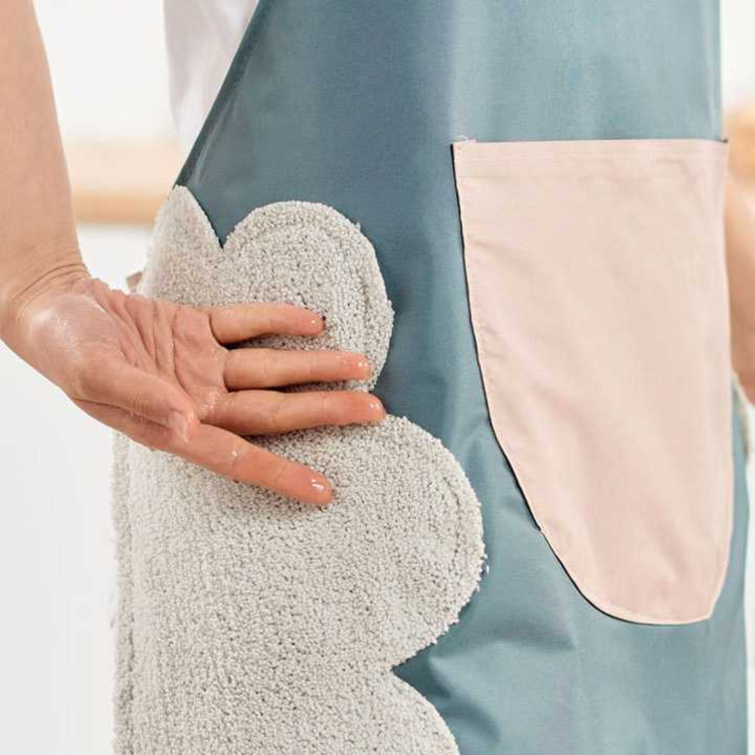 Delantal de Cocina Antimanchas con Paño Secamanos y Bolsillo