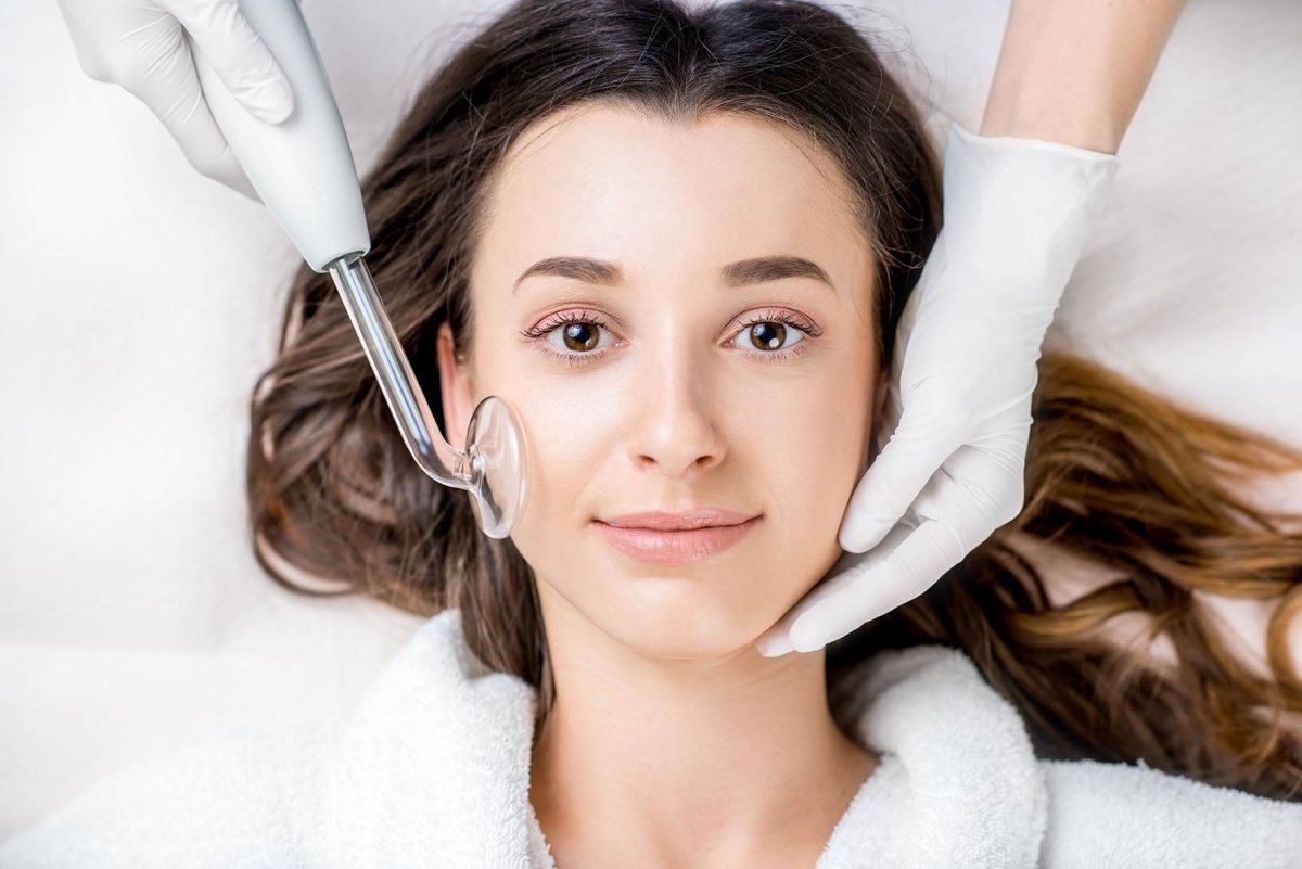 FaceTone Dispositivo de Alta Frecuencia Facial - Muy Moderna Uruguay