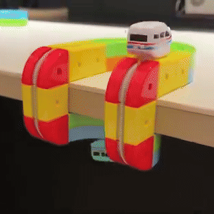 Pista 3D Eléctrica Armable de 121 Piezas con 2 Vehículos