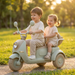 Moto Eléctrica Infantil 12V Scooter Doble Asiento + Control Remoto
