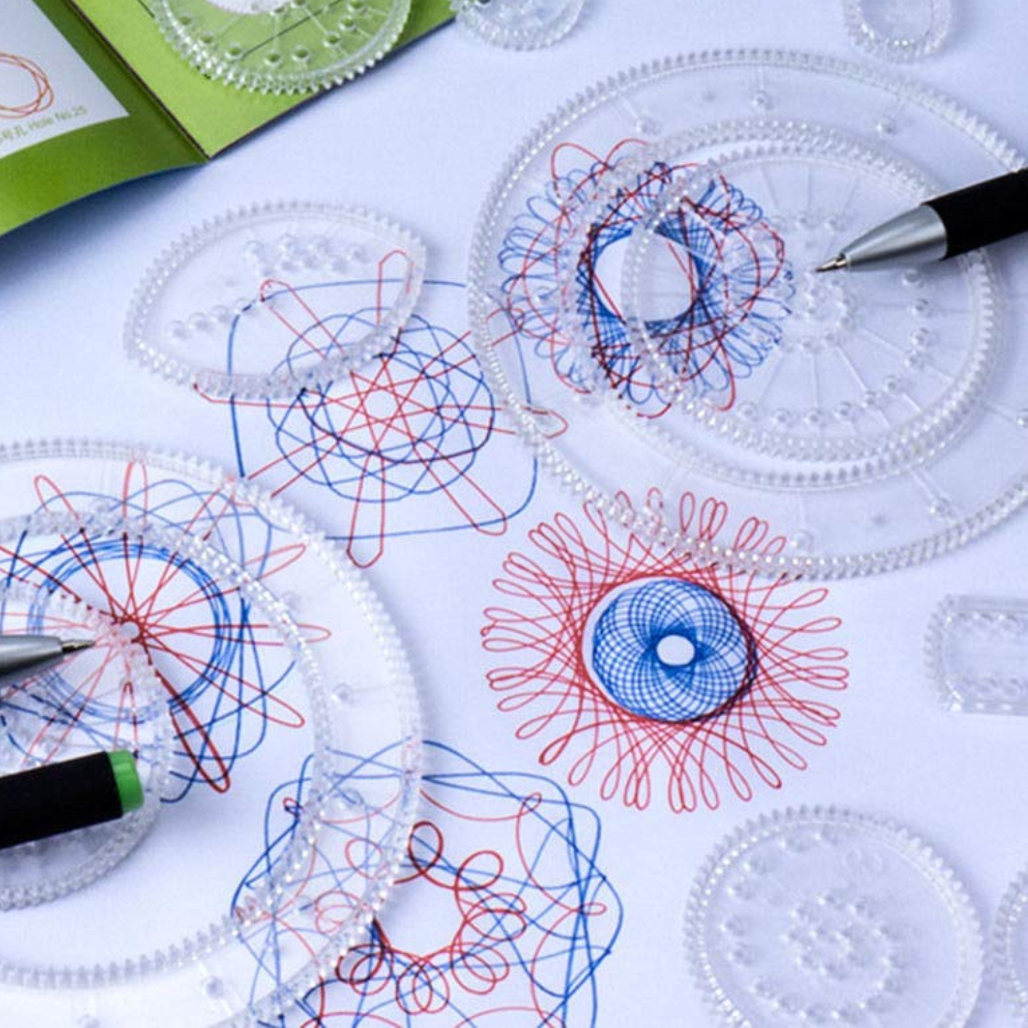 Kit De Dibujo Espirógrafo 22 Piezas Engranajes Juguete Educativo