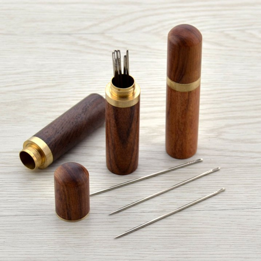 Set 30 Agujas Autoenhebrantes con Estuche de Madera