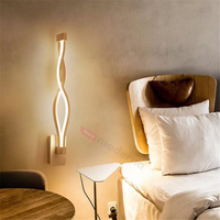 Lámpara Ondulada Estilo Nórdico de Pared